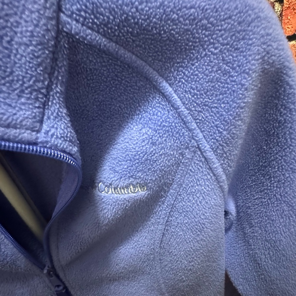 Preownd Columbia Lavender Full-Zip Fleece Jacket Siz M Item #PHK7300 - Picture 2 of 3